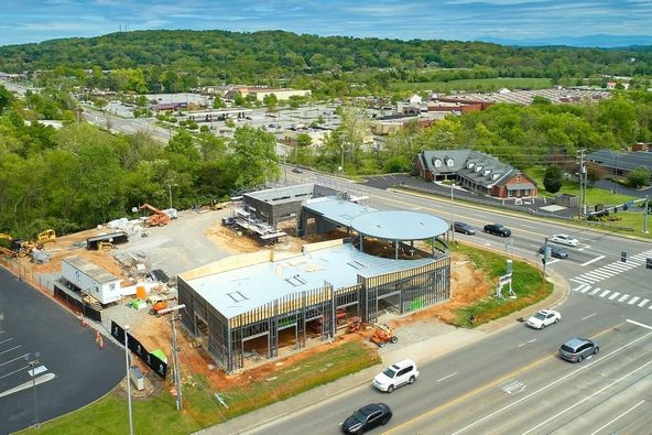 Admiral's Corner-Kingston Pike and Campbell Station: 11321 Kingston Pike, Farragut, TN 37934